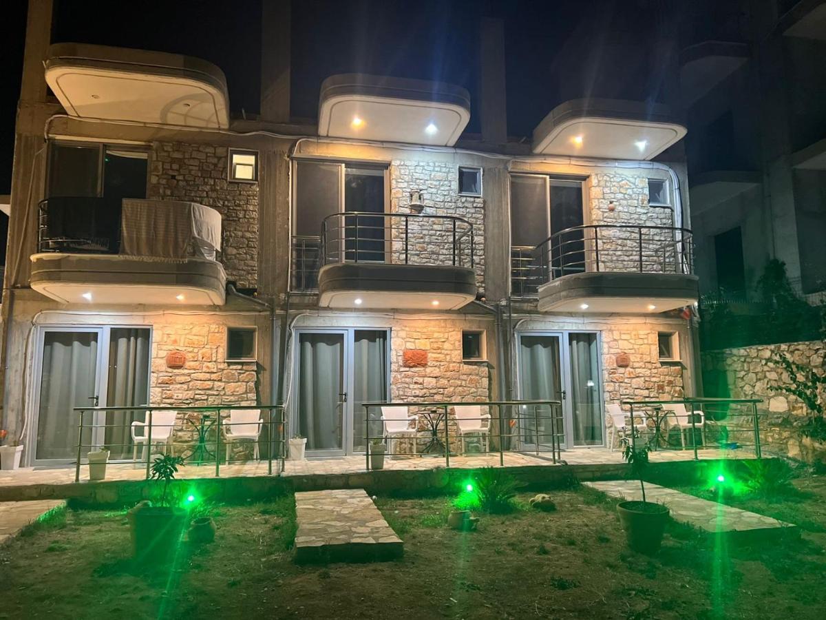 Noah'S Home Himarë Exterior foto
